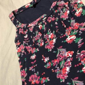 Floral tank top-size extra small